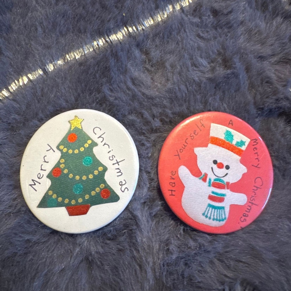 Vintage Christmas Button Pair Pin-back Holiday Accessories